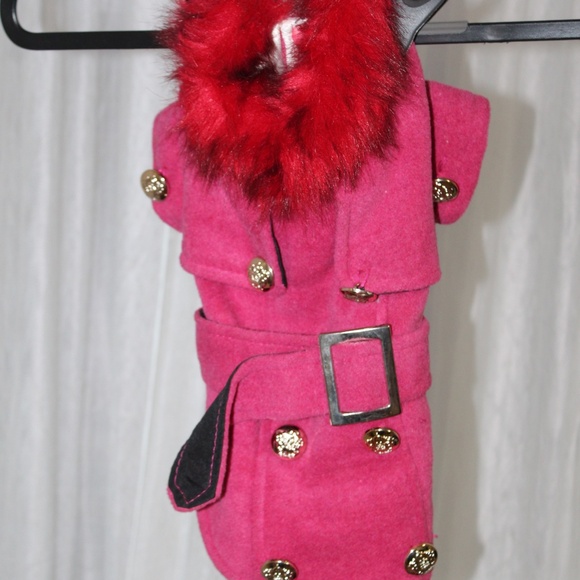 Reversible Hot Pink Dog Coat with Red Faux Fur Collar – Size M - Picture 6 of 9